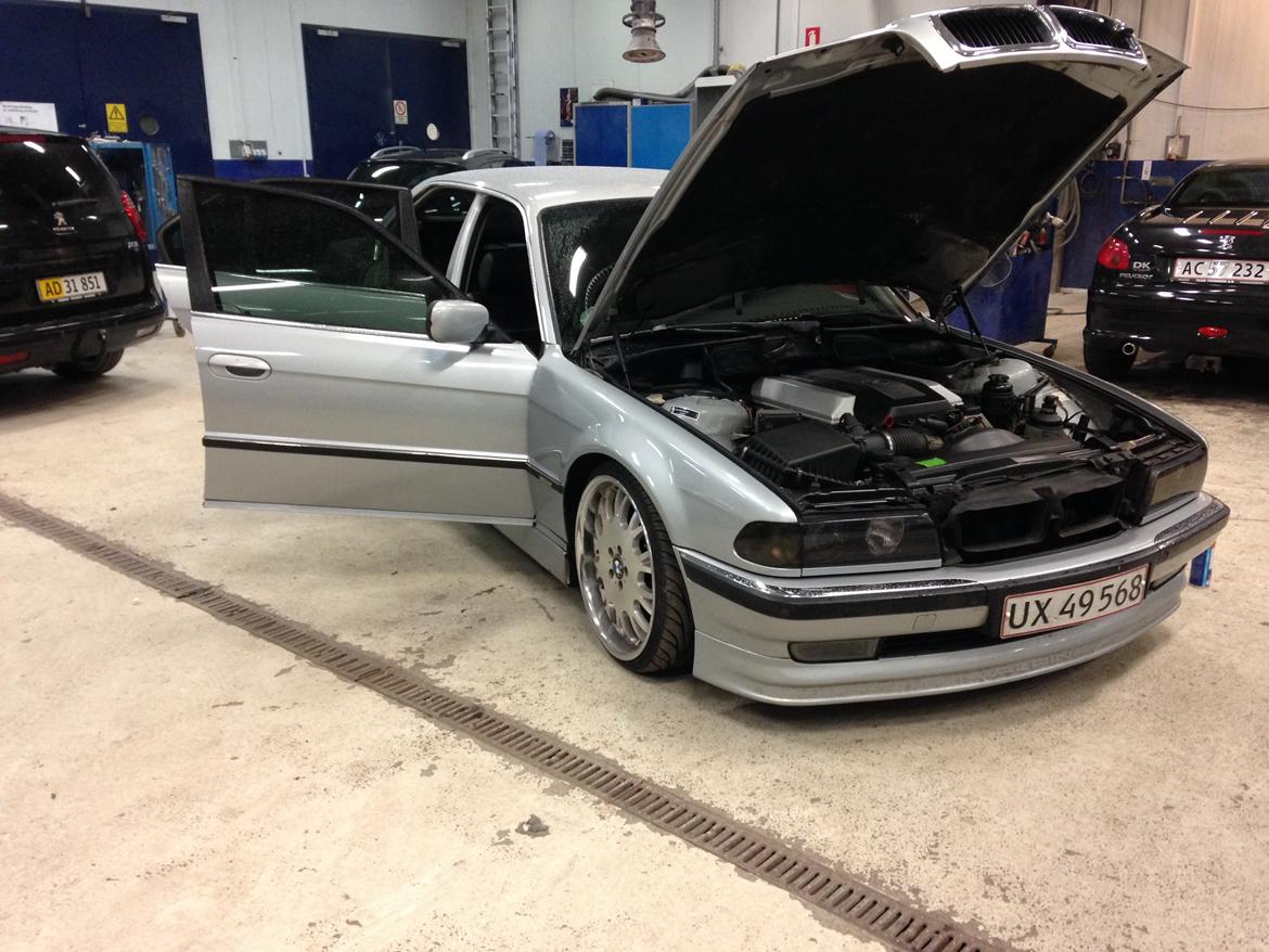 BMW e38 740i v8 billede 6