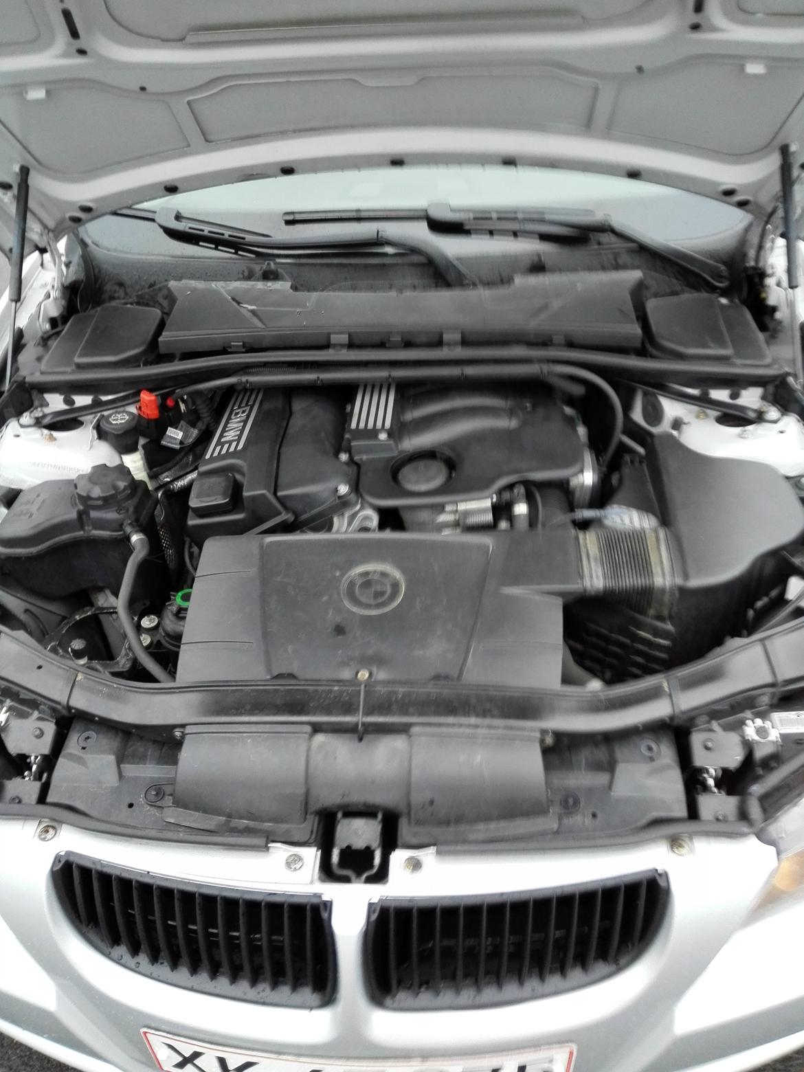 BMW E90 320i / Solgt ! billede 13