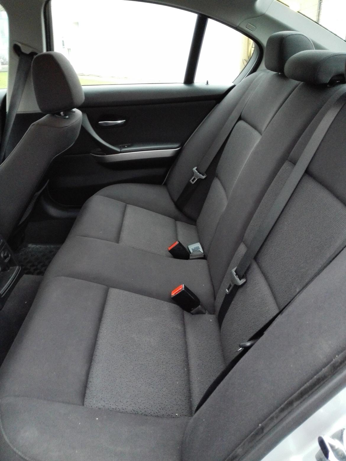 BMW E90 320i / Solgt ! billede 12