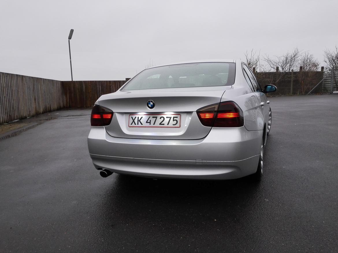 BMW E90 320i / Solgt ! billede 7
