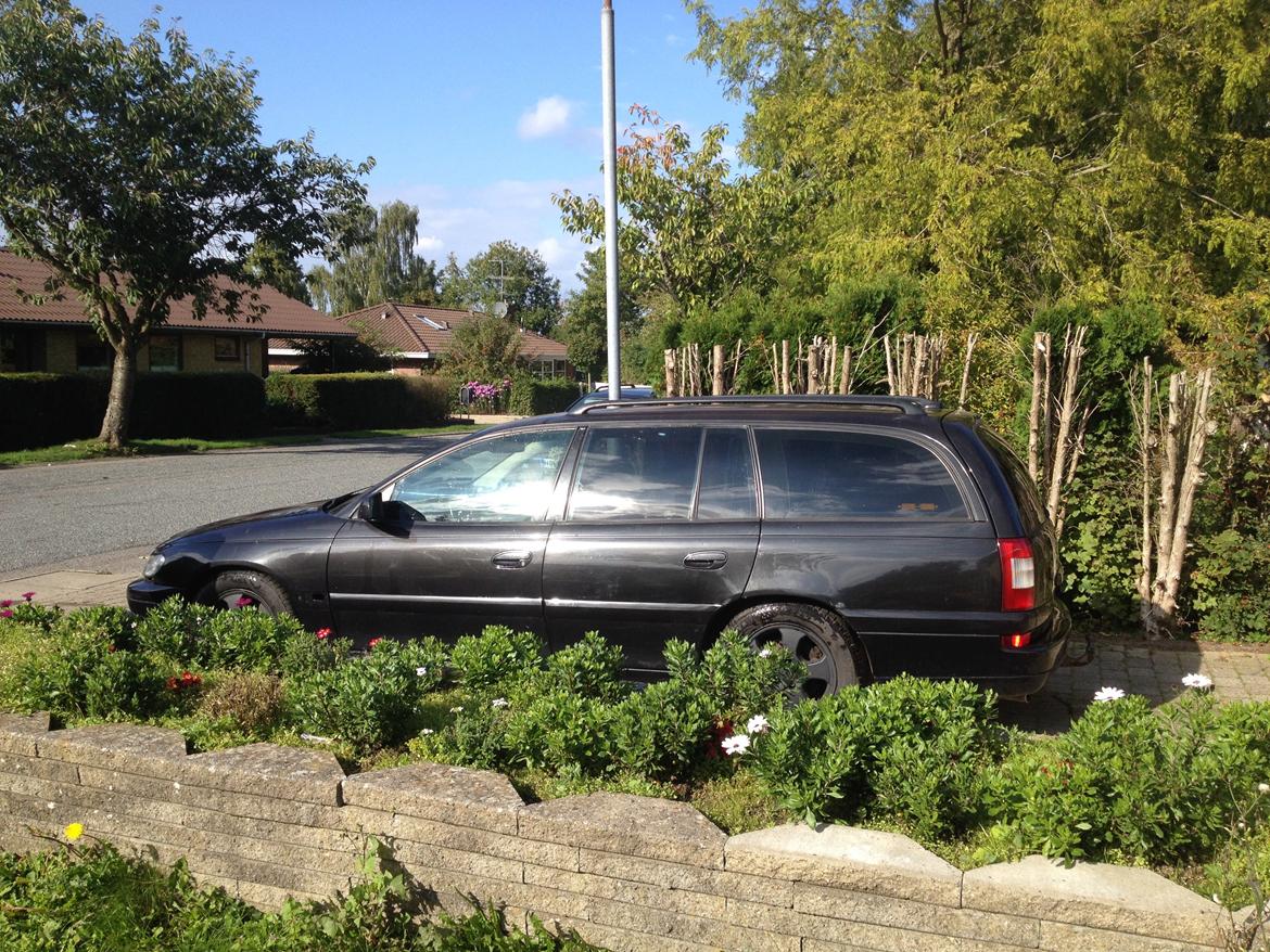 Opel Omega B billede 3