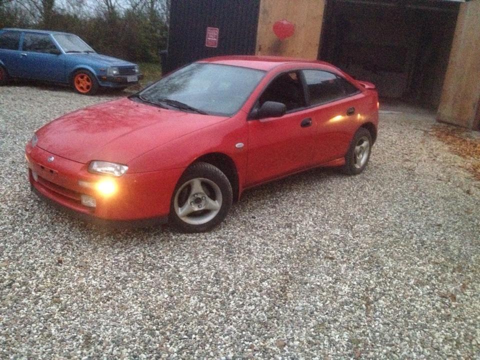 Mazda 323f BA billede 16