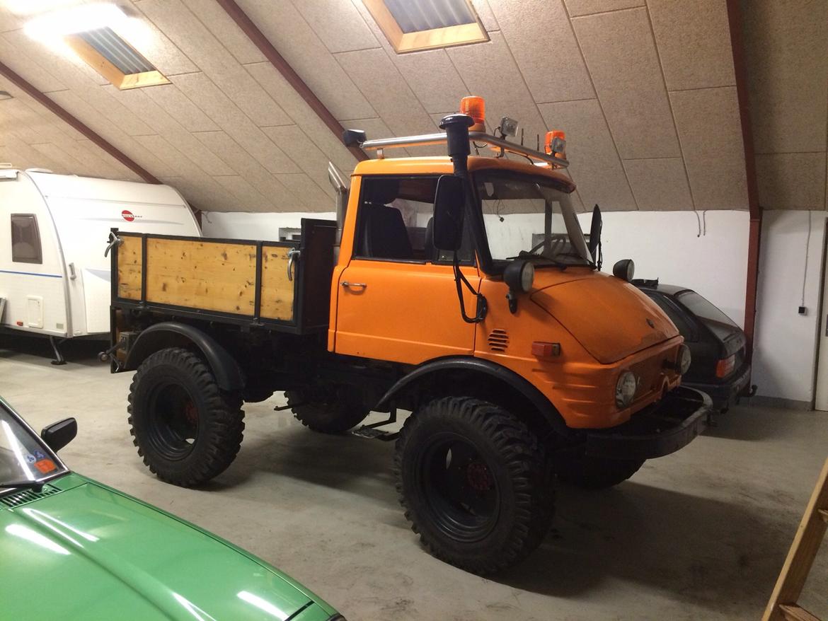 Mercedes Benz Unimog 421 billede 1