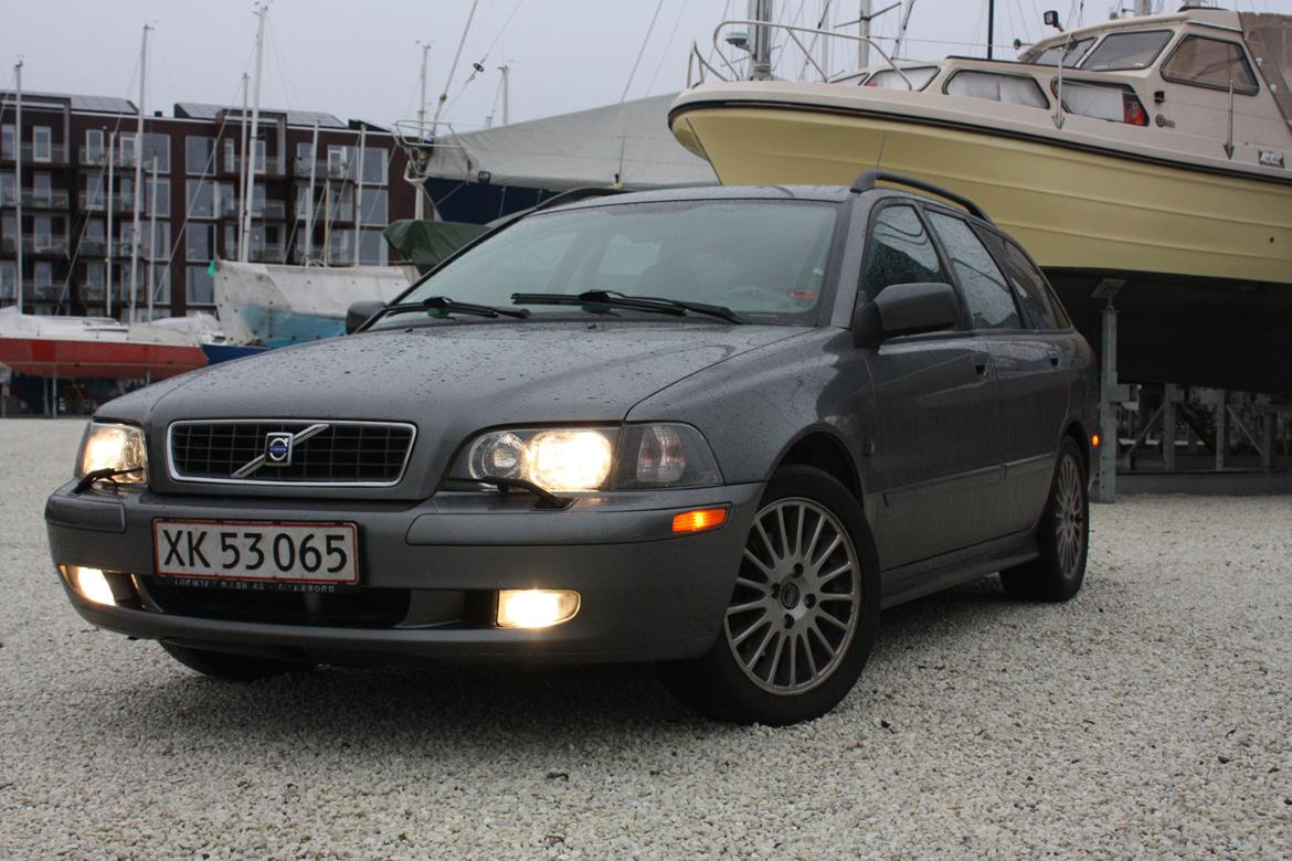 Volvo V40 1.8 Classic/Comfort billede 1