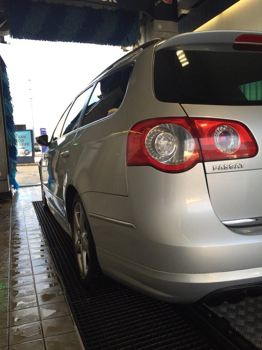 VW Passat R-line Variant SOLGT billede 15