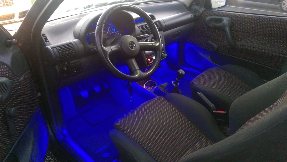 Opel Corsa 1.4i sport **SOLGT** billede 18