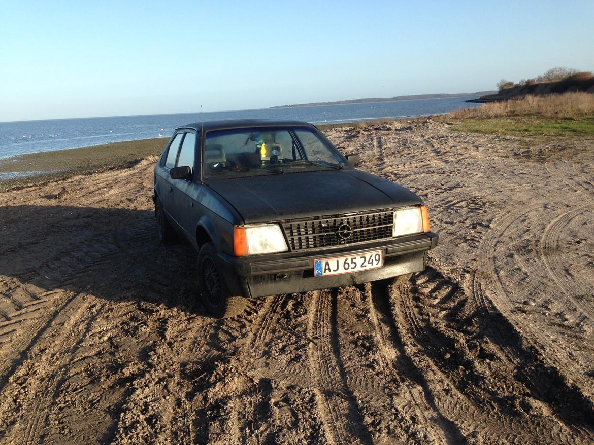 Opel kadett d 1,3s billede 1