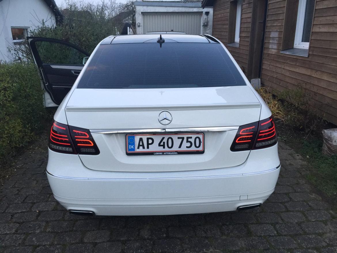 Mercedes Benz E250 2,2 CDI Avantgarde aut. BE 4dørs billede 18