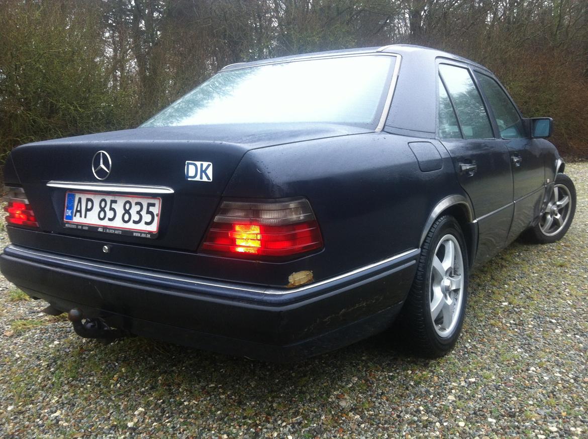 Mercedes Benz E300 billede 8