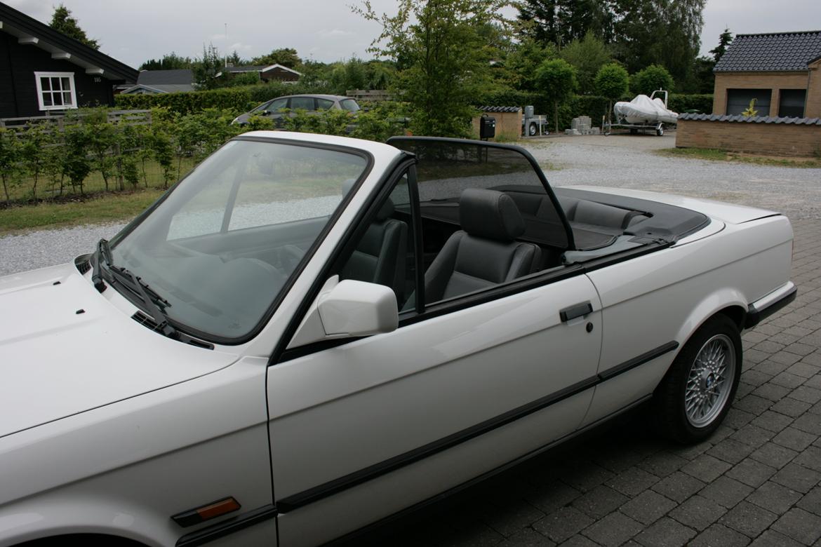 BMW E30 320i cabriolet billede 9