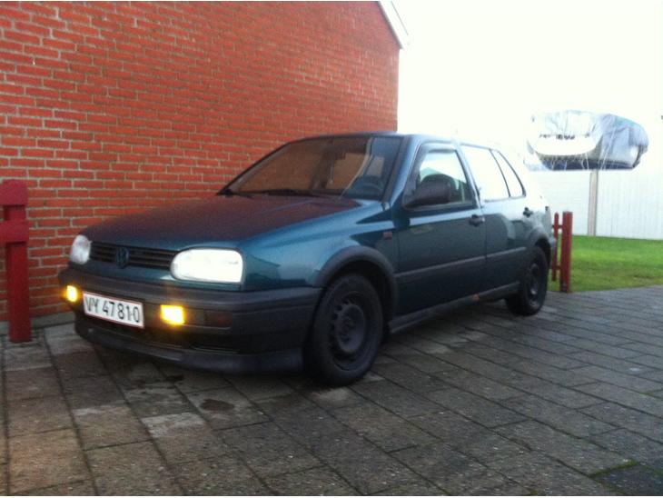 {{currentPhoto.altText}} billede {{currentPhoto.number}}