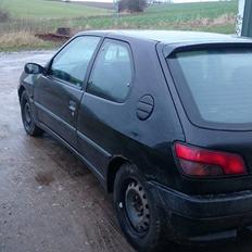 Peugeot 306 xs hachback (skrottedet ;( )