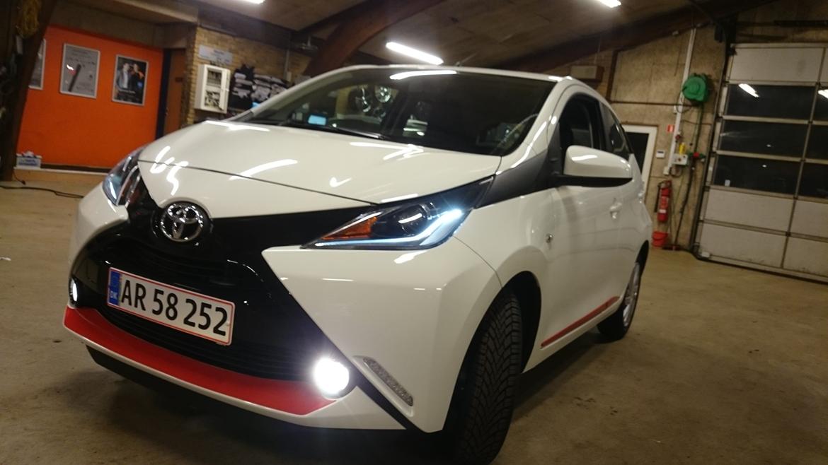 Toyota Aygo x-press VVT-i *Solgt* billede 14