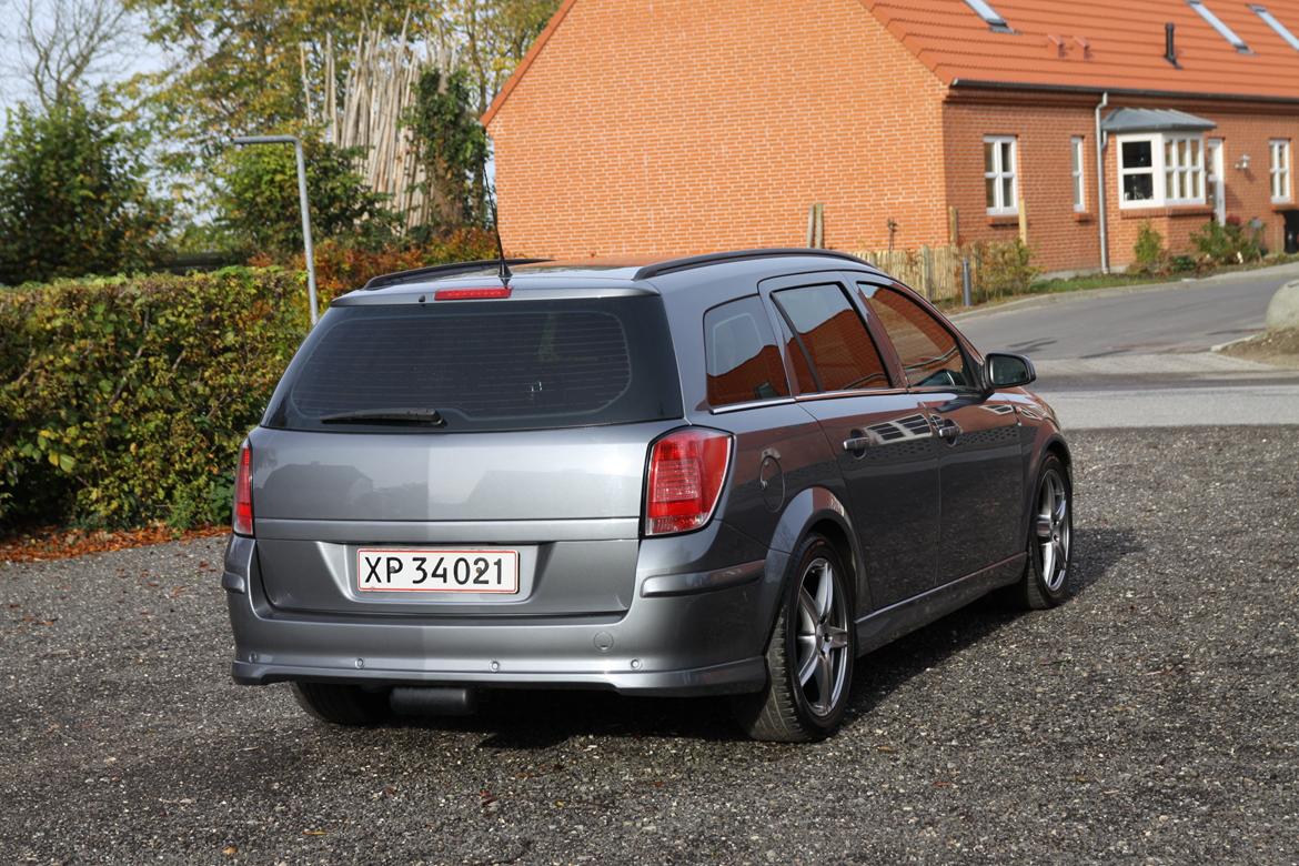 Opel Astra H Wagon OPC Line billede 5