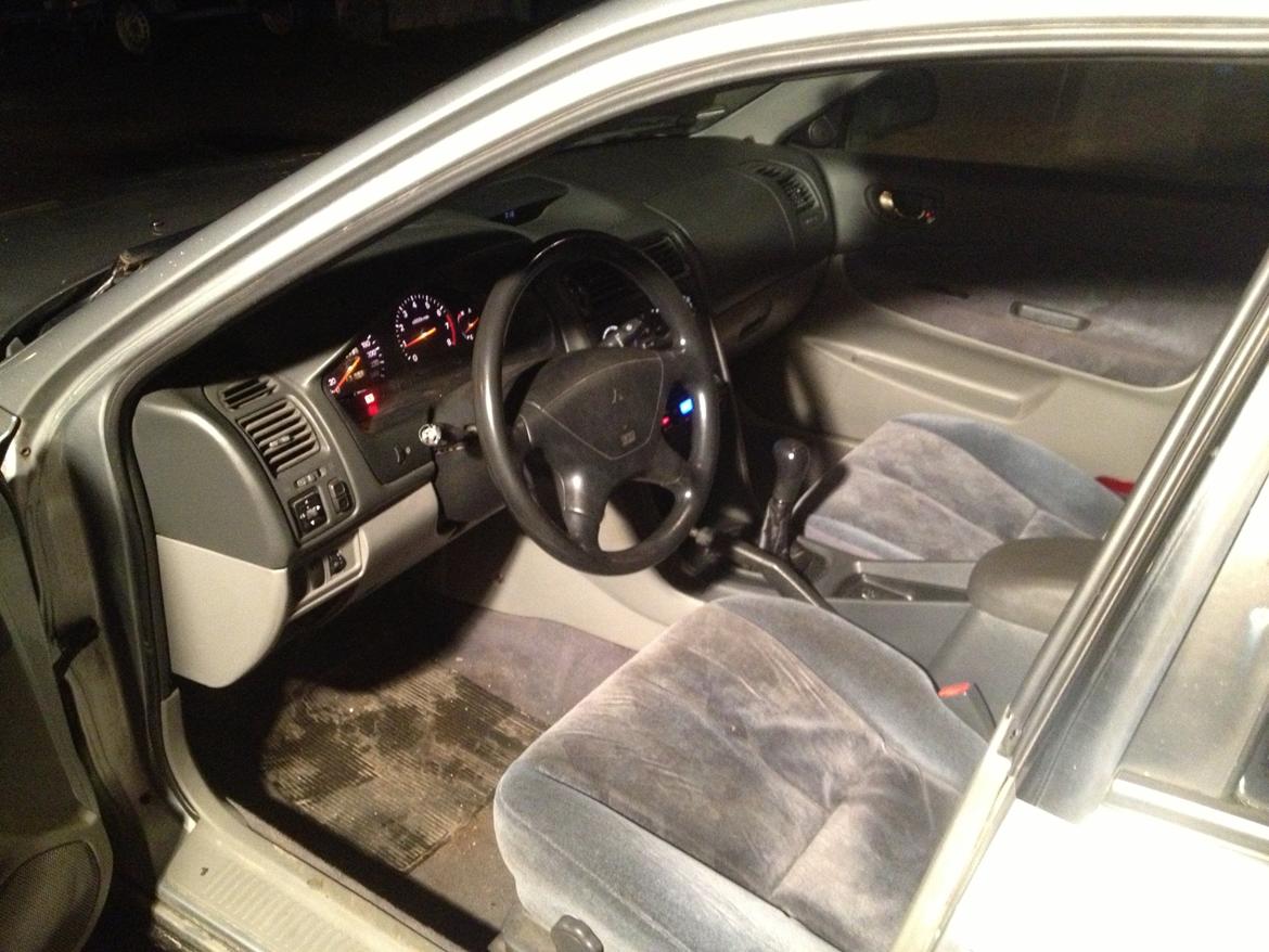 Mitsubishi Galant 2.0 (Skrottet) billede 5