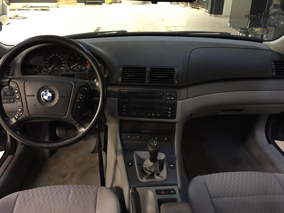 BMW e46 318I[solgt] billede 3