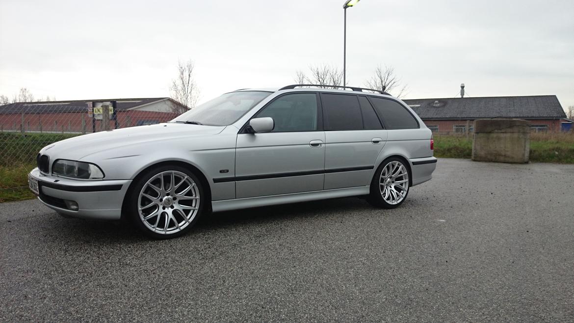 BMW e39 530Da Touring billede 1