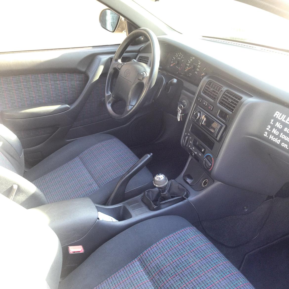 Toyota Carina E billede 15