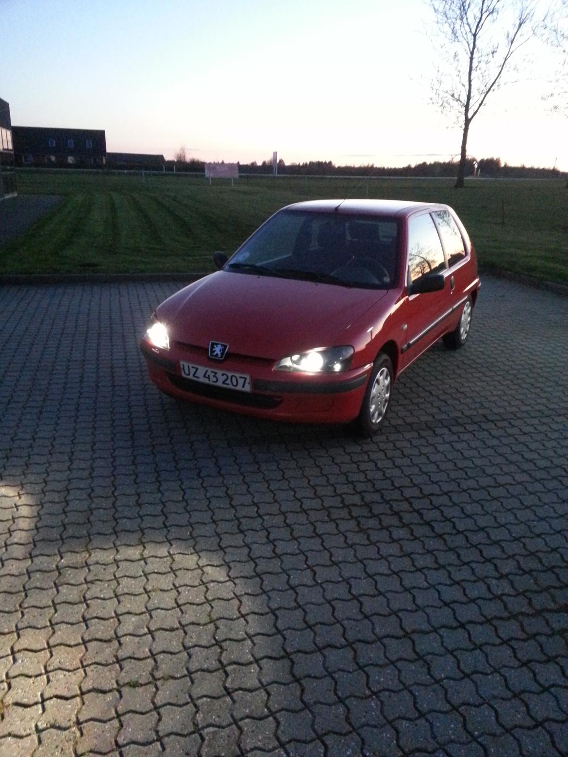 Peugeot 106 SOLGT! billede 5