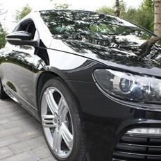 VW Scirocco R