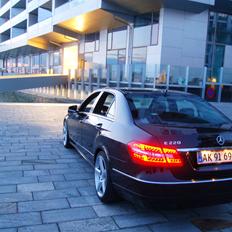 Mercedes Benz E220 BE Avantgarde