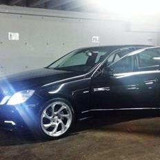 Mercedes Benz E220 BE Avantgarde