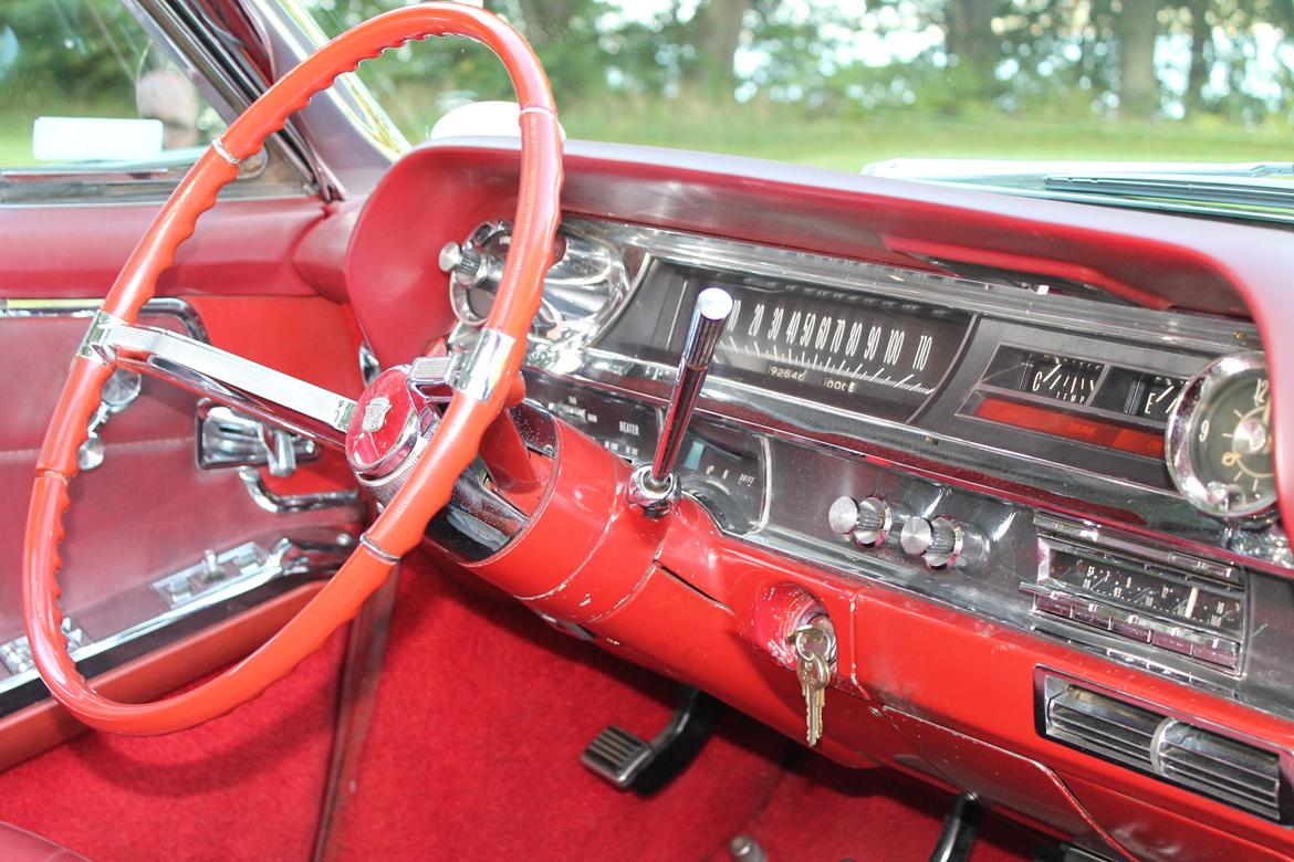 Cadillac Series 62 Convertible billede 15