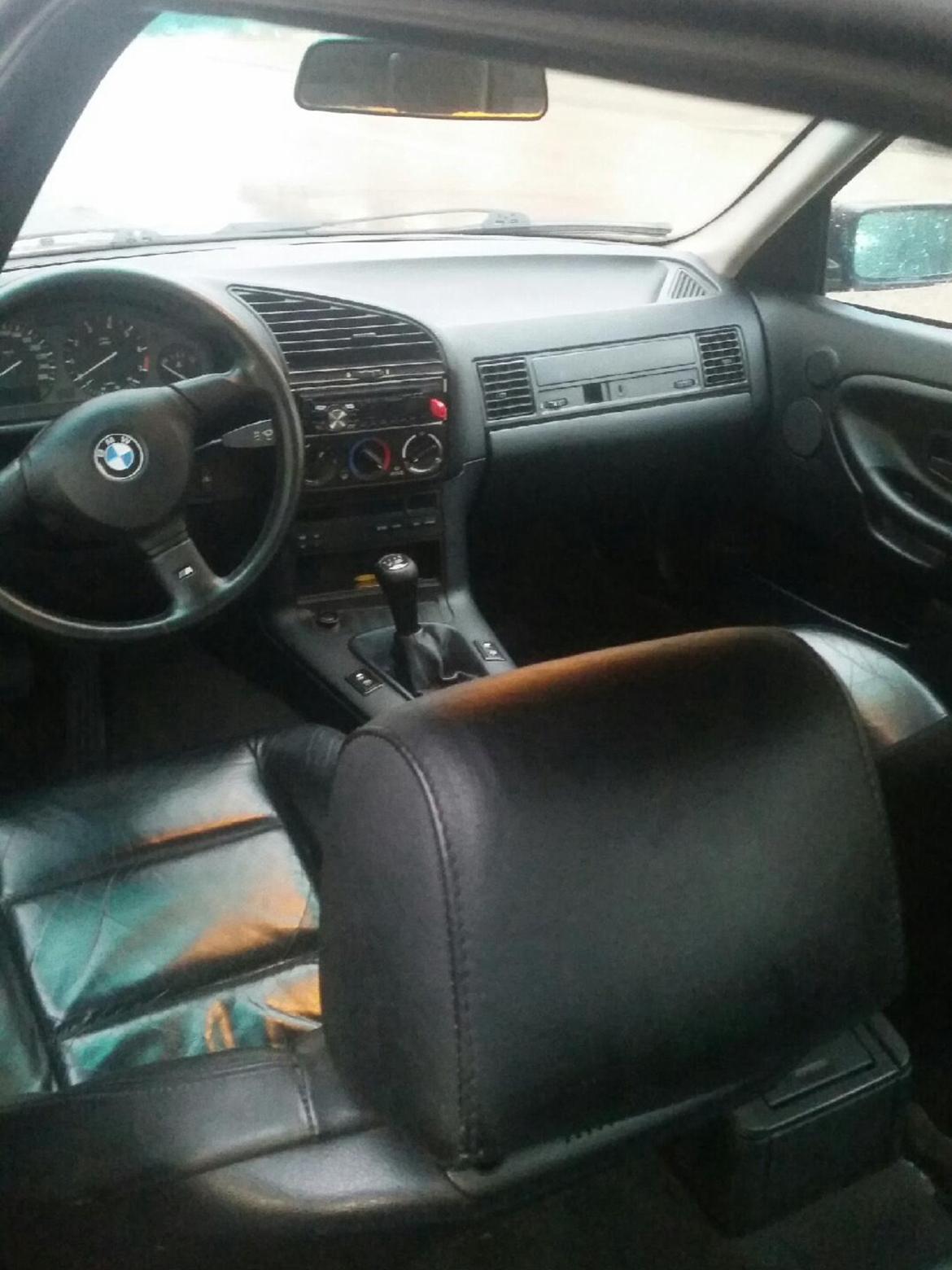 BMW 325i SOLGT! billede 6