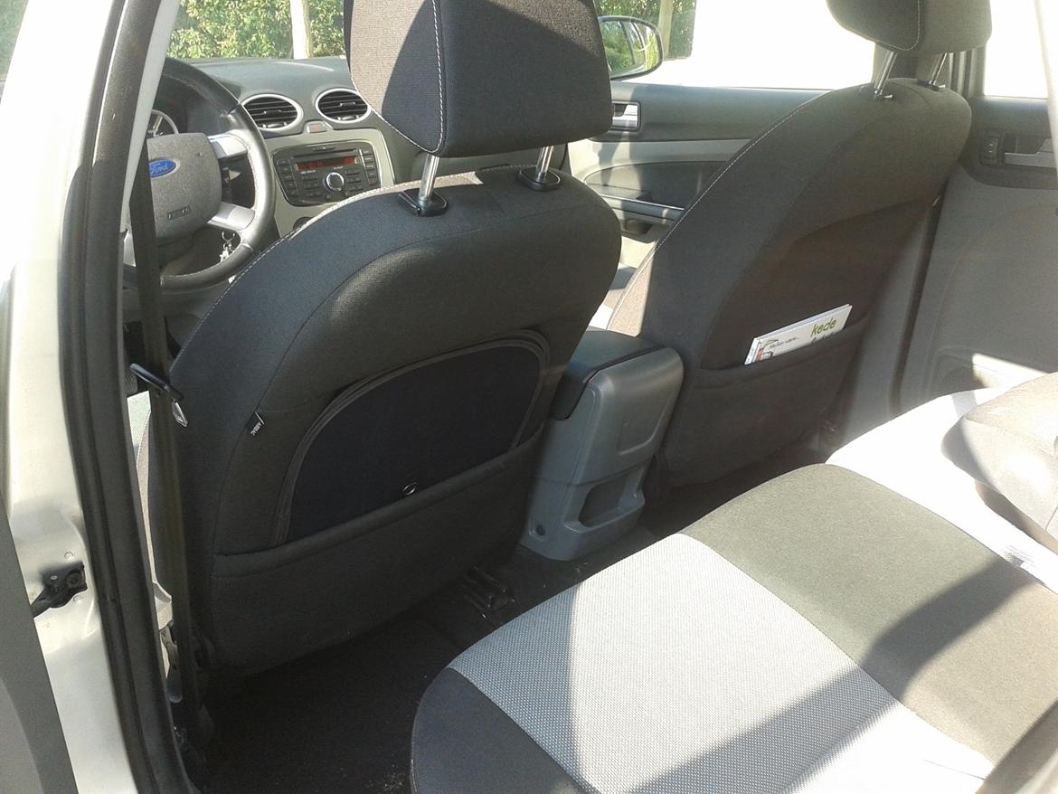 Ford Focus 1,6 TDCI 90Hk St.car Trend billede 19