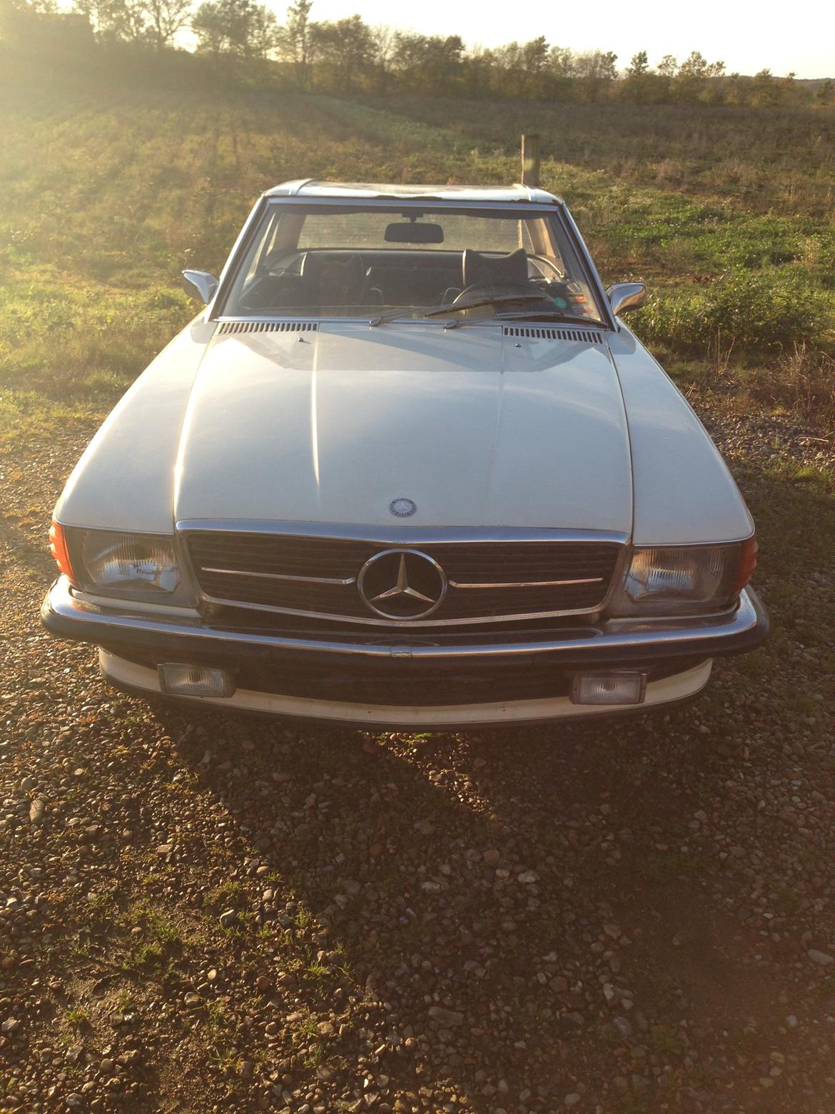 Mercedes Benz SL350 (R107) billede 1