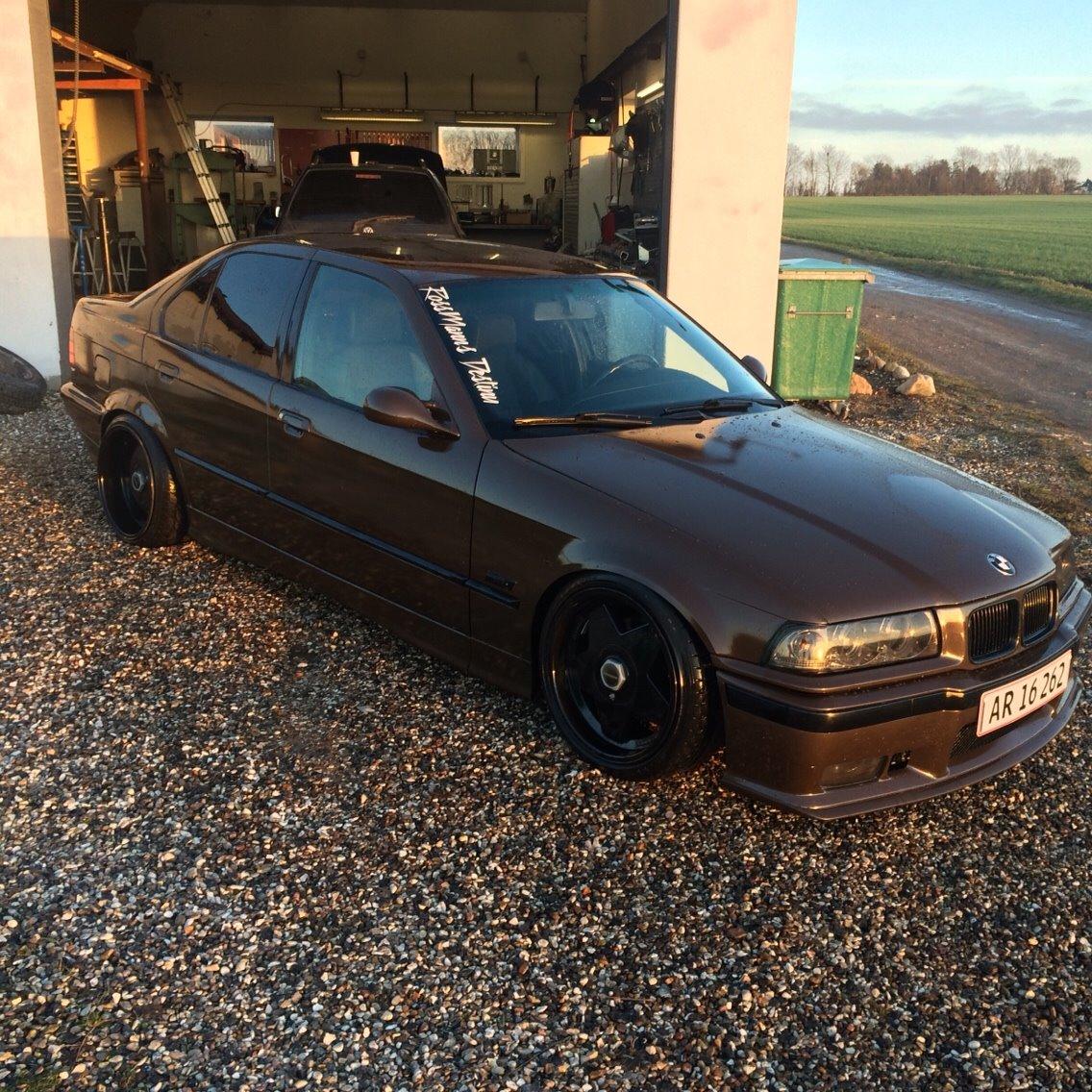 BMW E36 328i/325i. Solgt ! billede 1