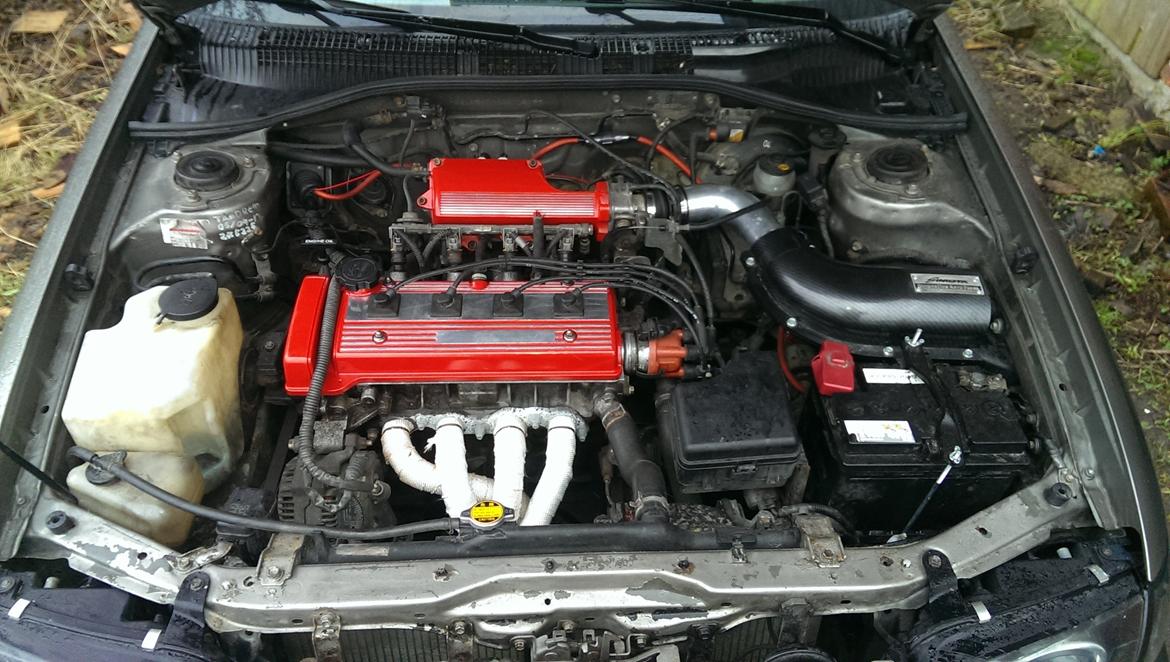 Toyota carina E XLI 1,6 solgt billede 3