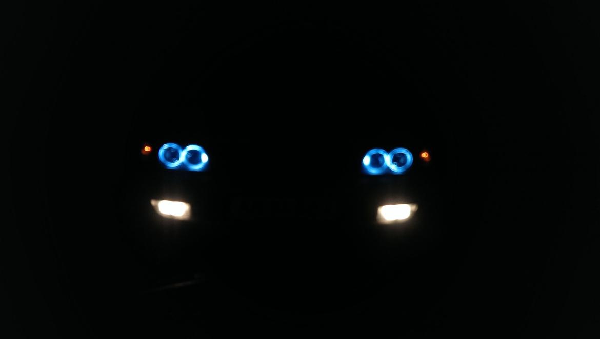 Toyota carina E XLI 1,6 solgt billede 1