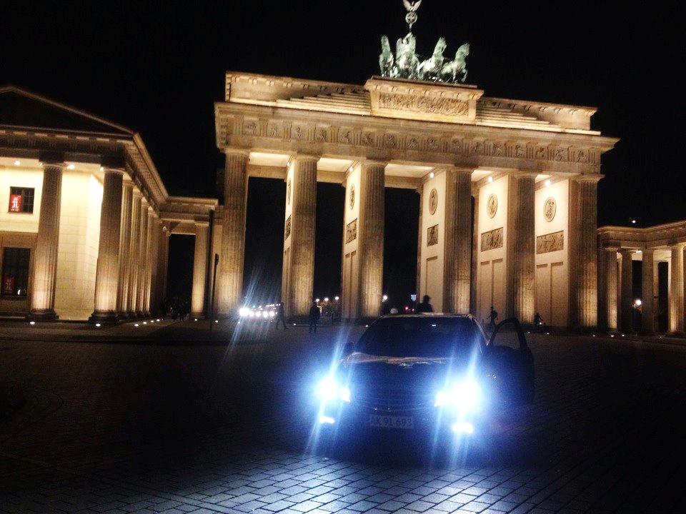 Mercedes Benz E220 BE Avantgarde - Ved Brandenburger Tor, Berlin :-) billede 24