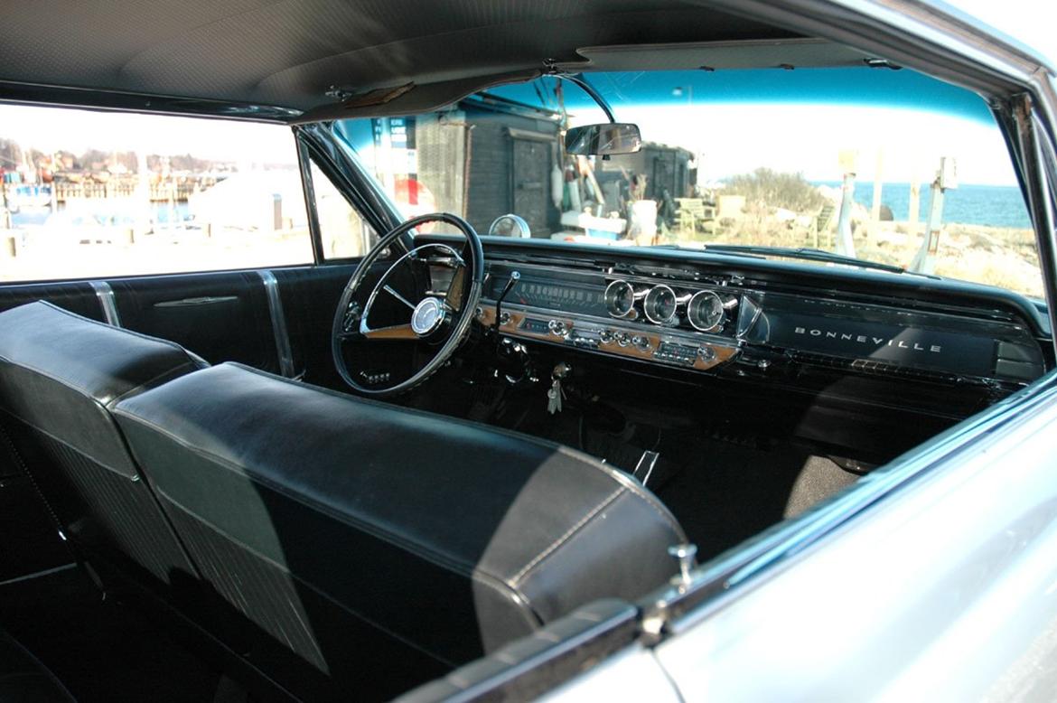 Pontiac Bonneville 2 Door Hard top stolpeløs. billede 7