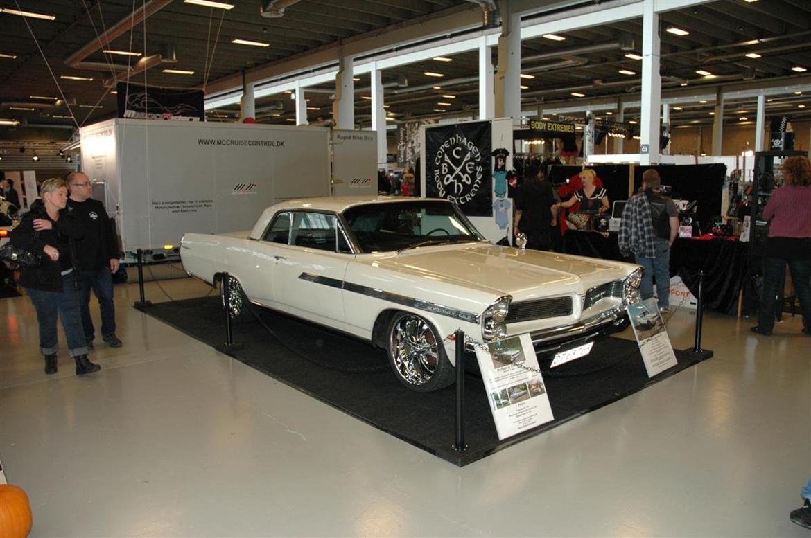 Pontiac Bonneville 2 Door Hard top stolpeløs. billede 13
