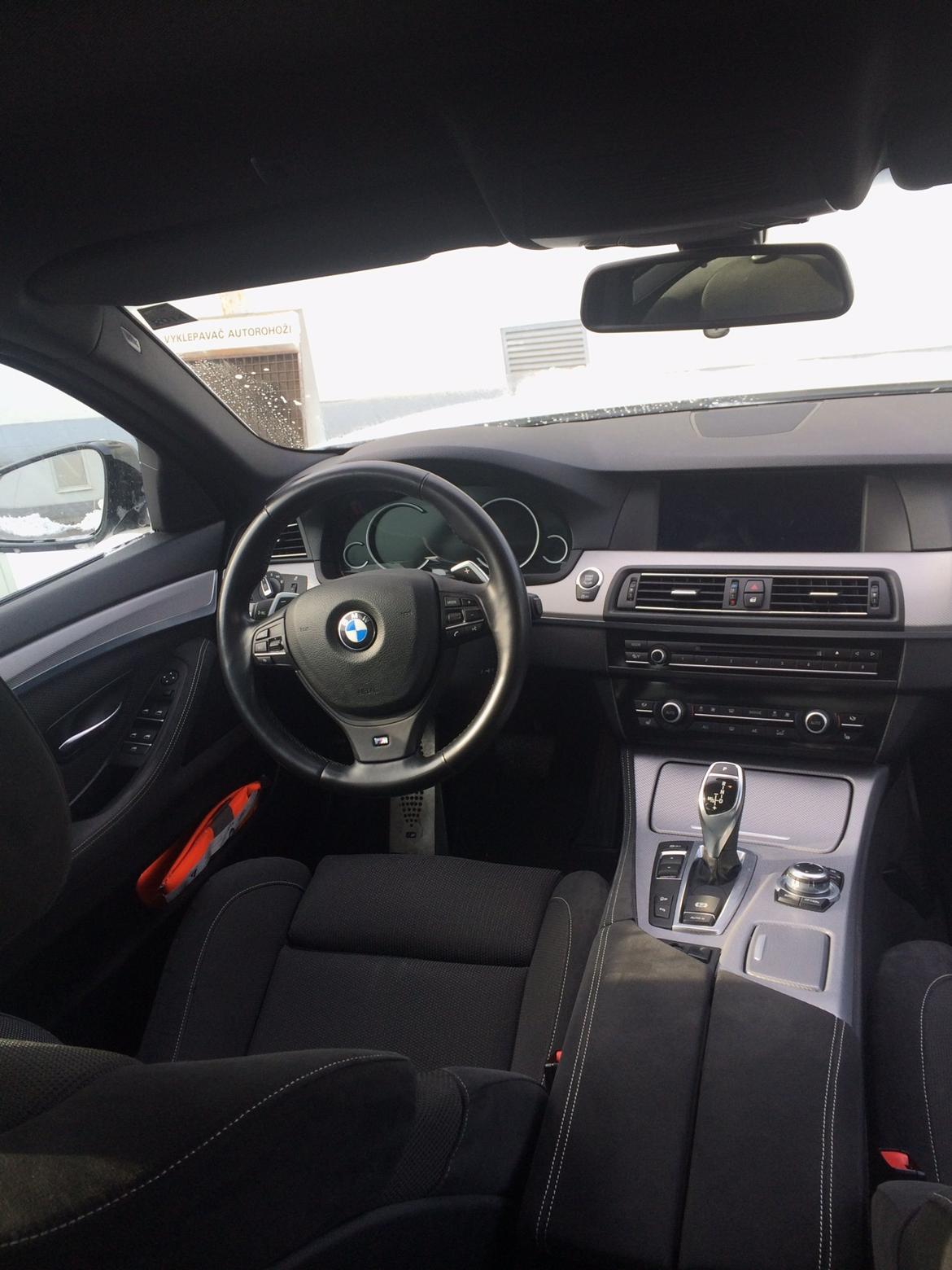 BMW 525D Xdrive - 4 S A L E billede 13