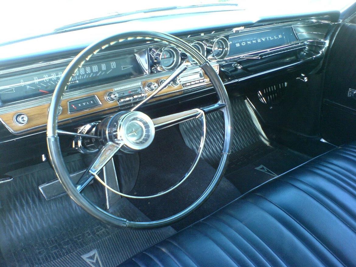 Pontiac Bonneville 2 Door Hard top stolpeløs. billede 15