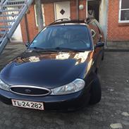 Ford Mondeo børnecontainer 