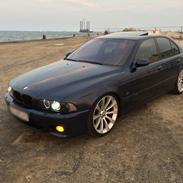 BMW 540i