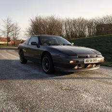 Nissan Skyline s13 (R33)