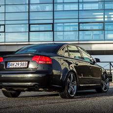 Audi A4 2,0T S-line <SOLGT>