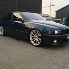 BMW 540i