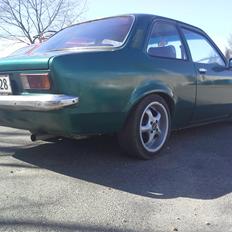 Opel Kadett c saloon