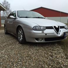 Alfa Romeo 156