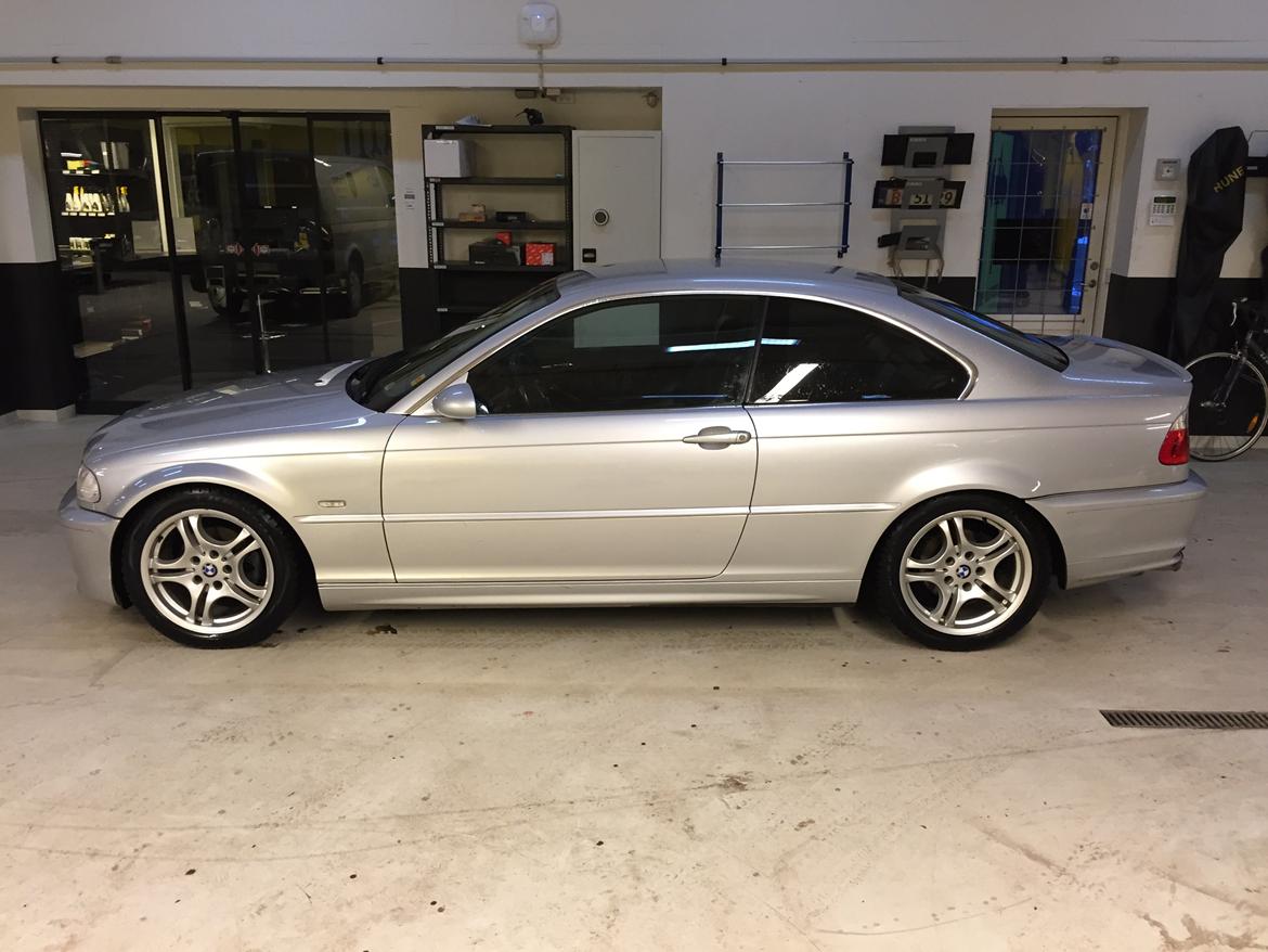 BMW 323ci [solgt] billede 3