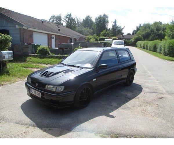 Nissan Sunny GTI billede 1
