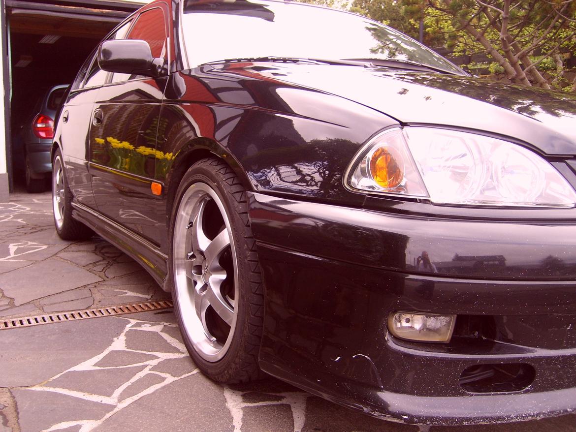 Toyota Avensis T22 billede 5