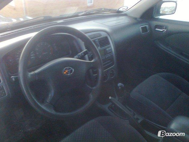 Toyota Avensis T22 billede 8
