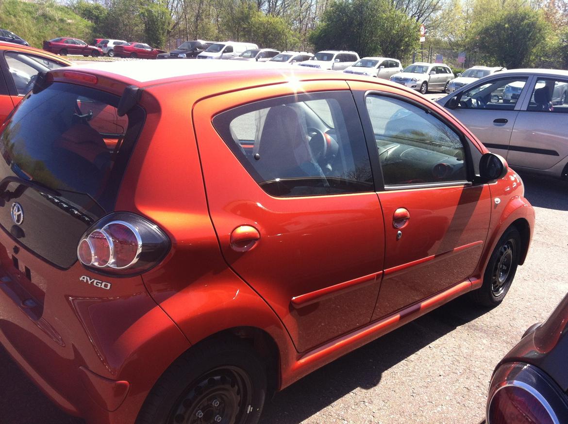 Toyota Aygo Spicy Orange billede 7